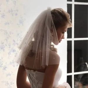 fashion pearled 2 tier tulle short fluffy wedding veil