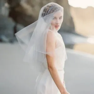 simple single tier elbow length bridal veil with cut edge