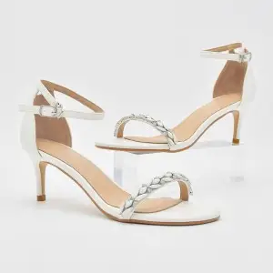 fashion kitten heel buckle strap beaded bridal sandals
