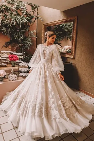 bohemian long sleeve floral lace tulle wedding dress