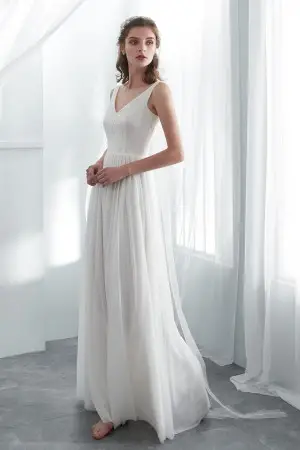 lace and tulle simple v neck a line wedding dress